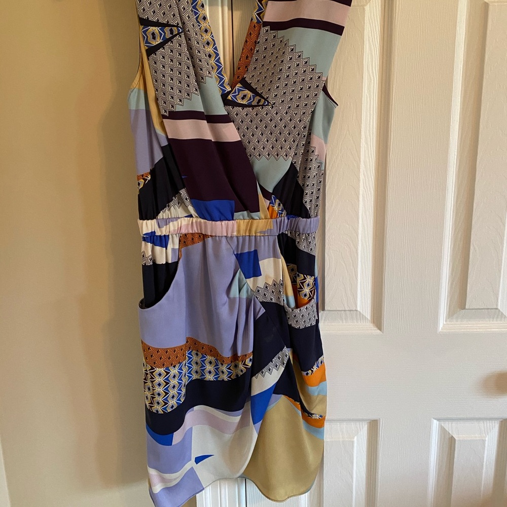 Donna Morgan geometric cocktail dress